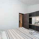 Beachside House Anamarija بيت للعطل
