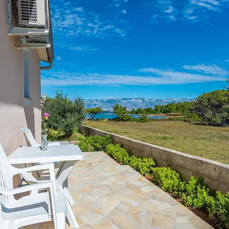 Dom wakacyjny Beachside House Anamarija Vir